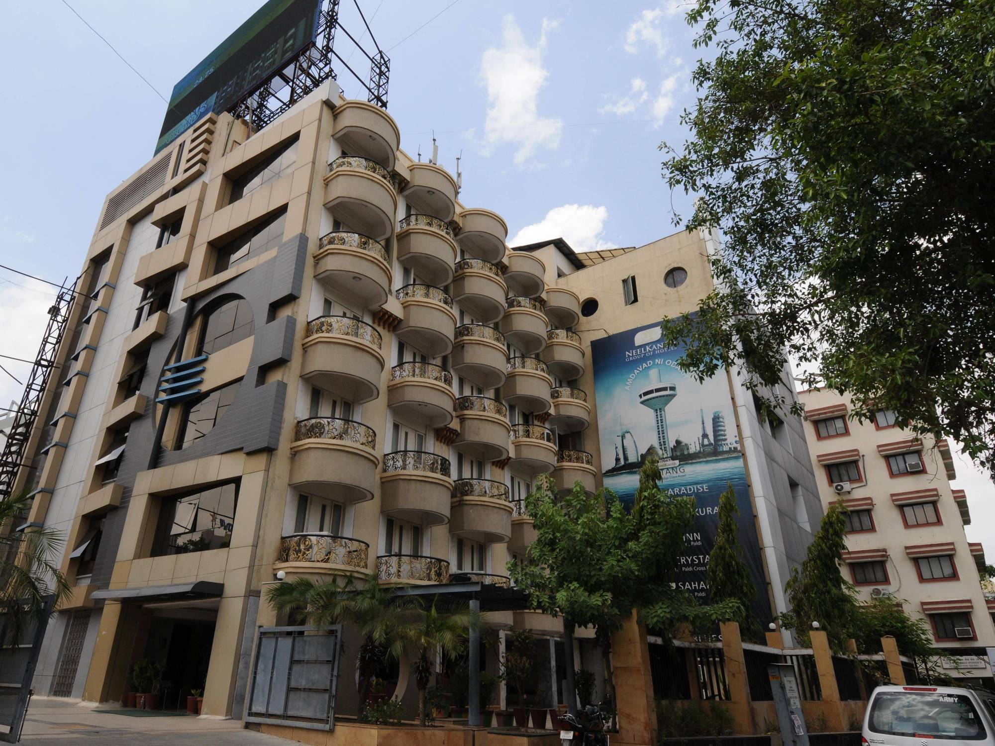 Hotel Neelkanth Paradise Ahmadabad Zewnętrze zdjęcie